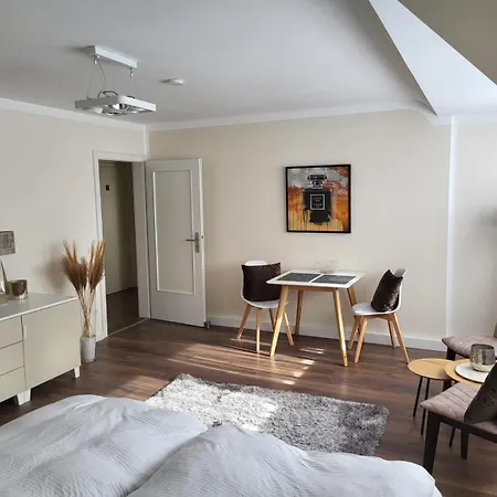 아파트 City Apartments